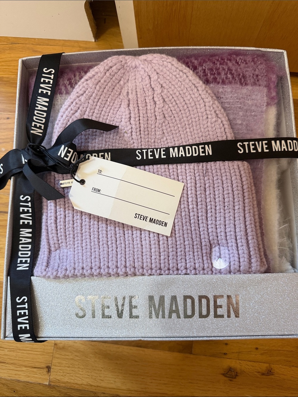 Steve Madden Lilac Ribbed Knit Beanie and scarf